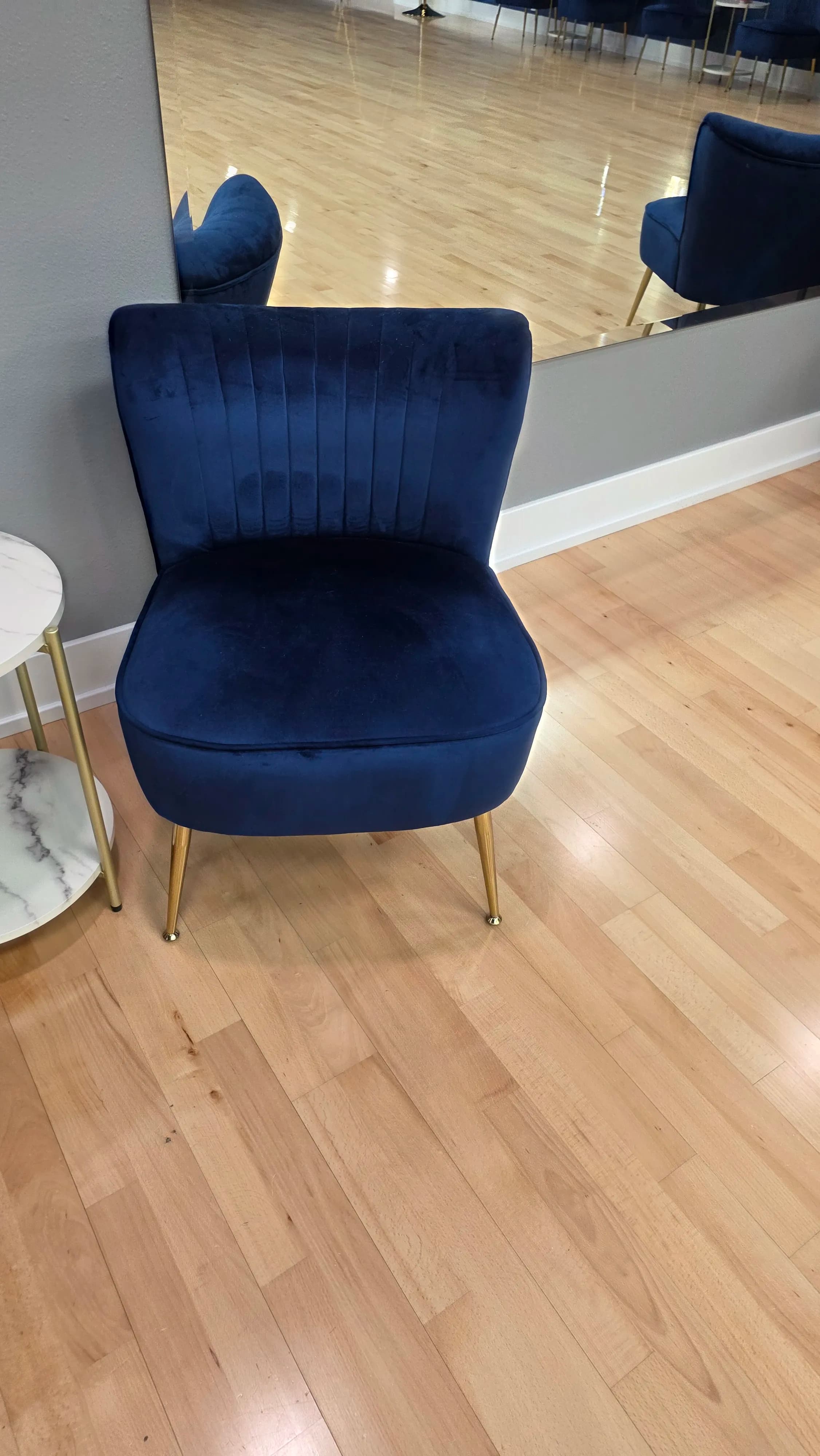 Project Upholstery Cleaning That Makes Your Furniture Feel New Again image