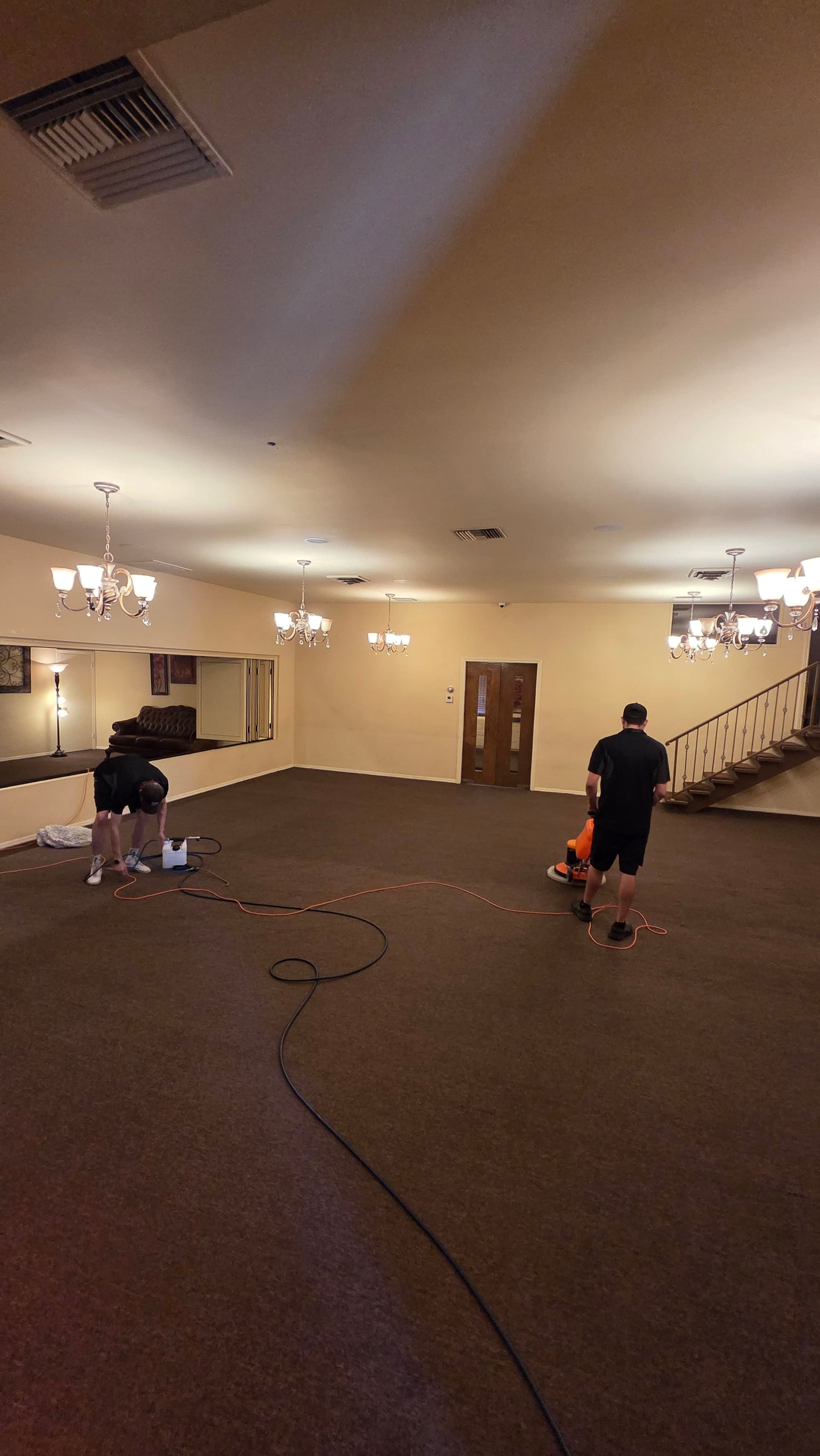 Commercial Carpet Cleaning That Keeps Your Business Looking Sharp image